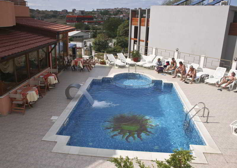Hotel Apolis Sozopol Bagian luar foto